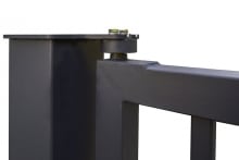 Détail pivot réglable