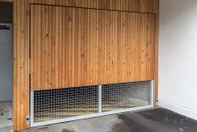 Porte-pivotante-1-vantail-EXEL-habillage-bois